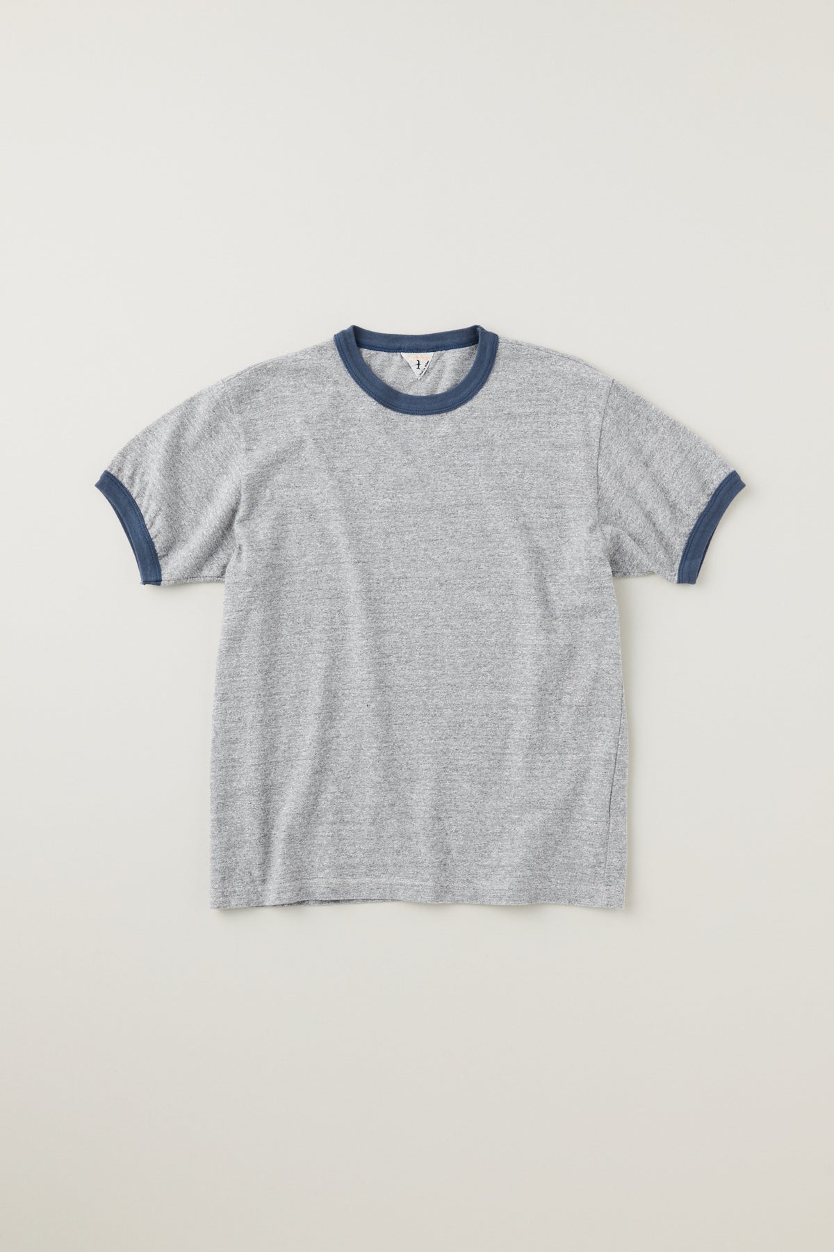 Womens / TOPS / Tシャツ – FilMelange